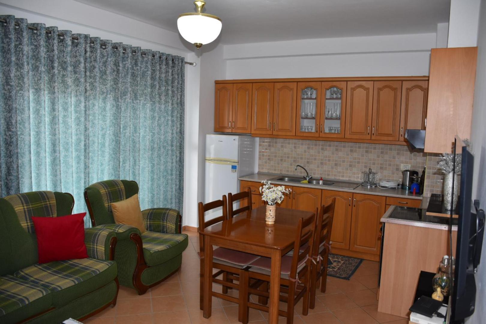 Leo Apartment Përmet Buitenkant foto
